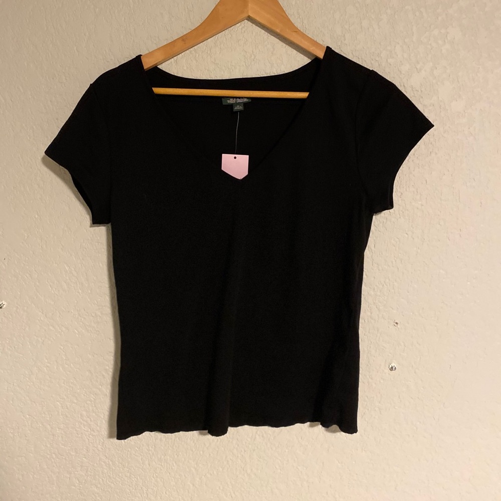 Basic black tee - Picture 2 of 3